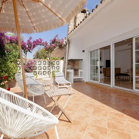 Apartment With Parking Space *