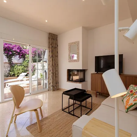 With Parking Space * 马尔韦利亚